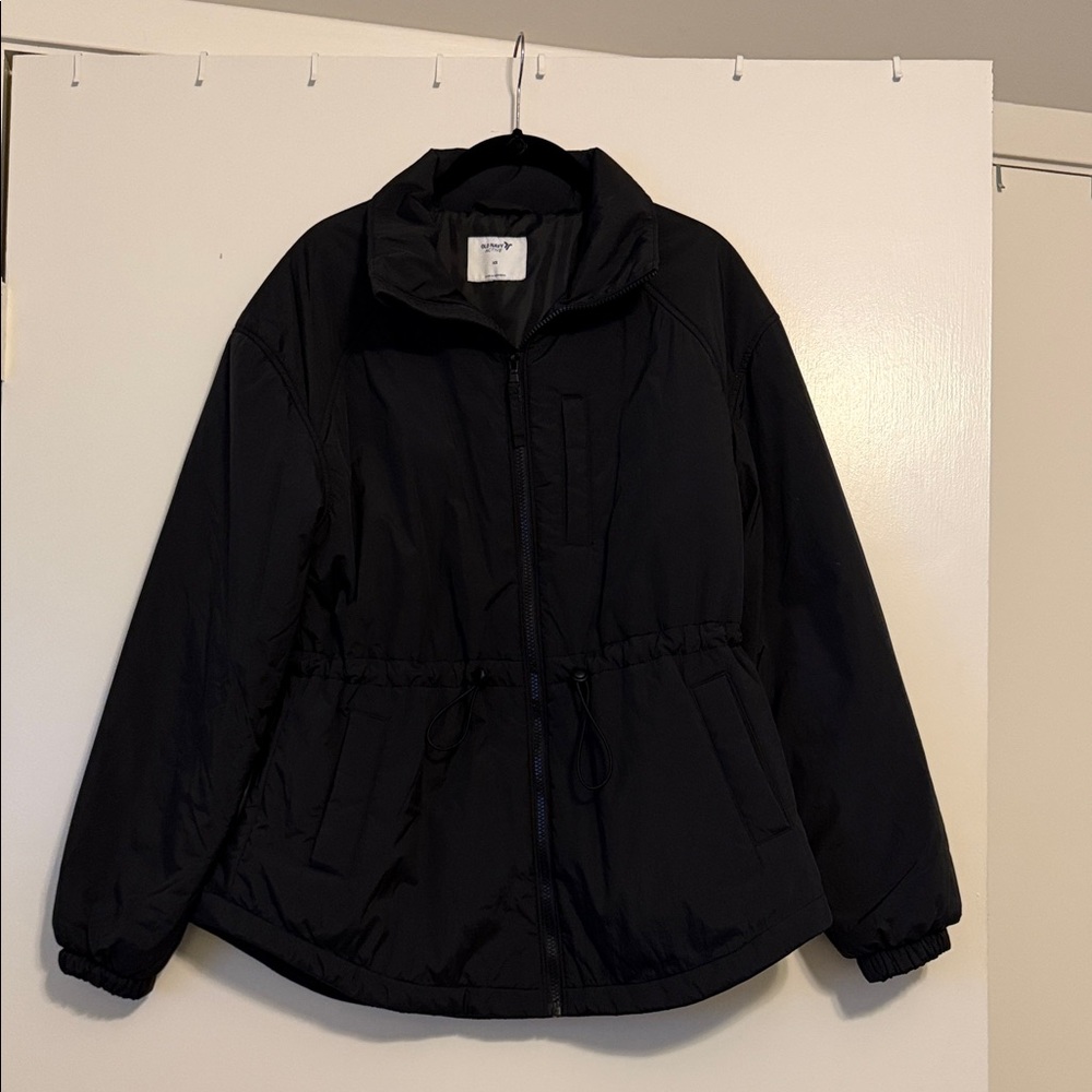 Old Navy Athletic Cinch waist Black Puffer Jacket